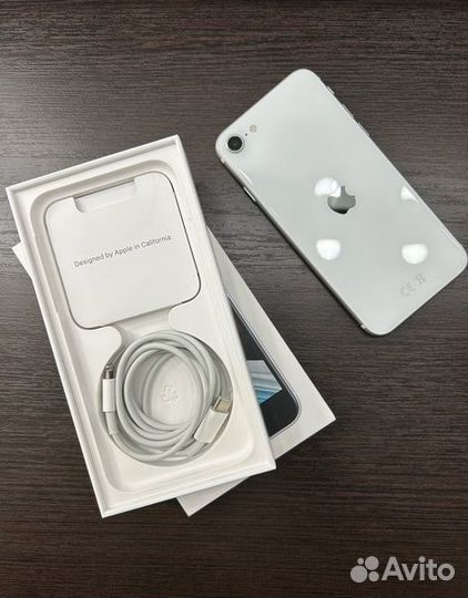 iPhone SE (2020), 128 ГБ