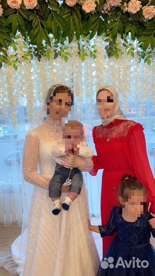 Вечернее платье