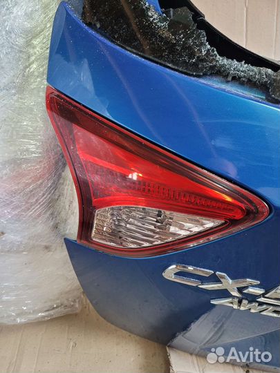 Фонарь левый внутренний оригинал Mazda CX-5