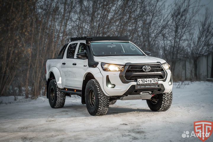 Силовой бампер передний STC Toyota Hilux 2020+