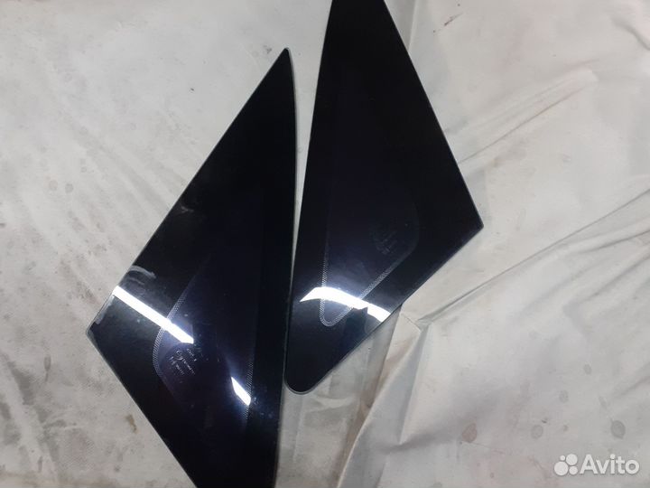 Форточка задняя форд фокус