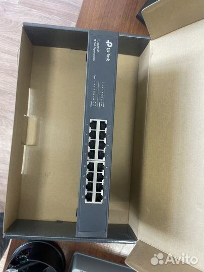 Коммутатор tp-link tl-sg1016d