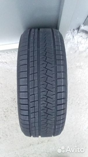 Farroad FRD79 275/40 R20