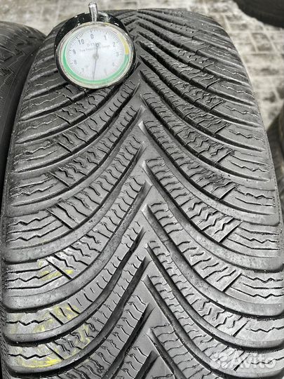 Michelin Alpin 5 215/60 R17