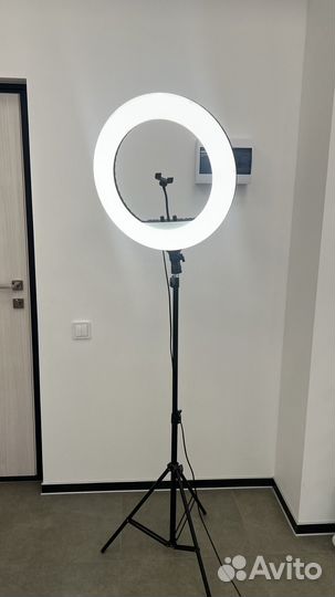 Свет для съемки, кольцевая лампа