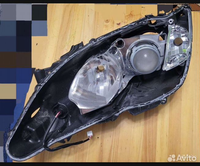 Фара на камри