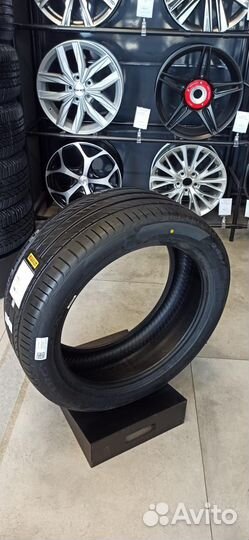 Pirelli Powergy 225/40 R19