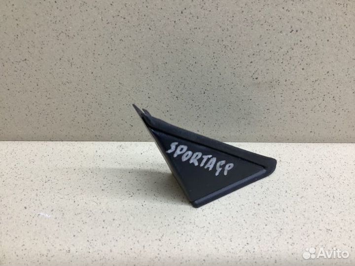 Накладка (кузов наружные) правая Kia Sportage 3
