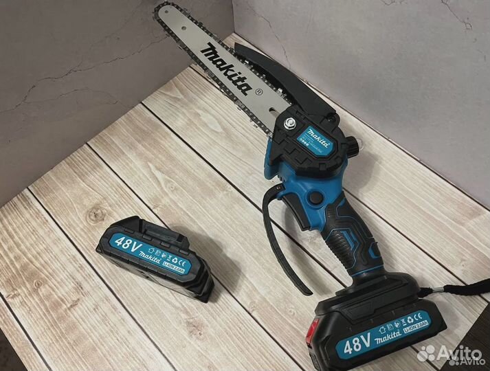 Цепная мини пила Makita 20 см. сучкорез. Новая