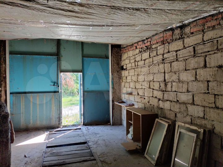 Гараж, > 30 м²