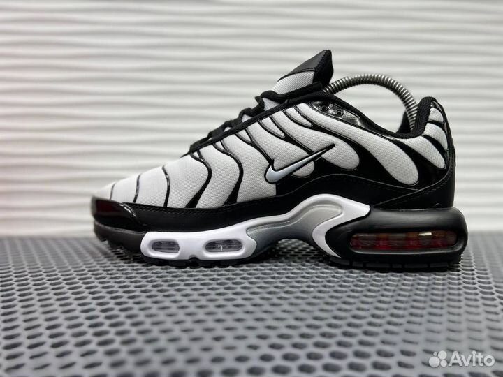 Кроссовки Nike Air Max Pilus лето мужские