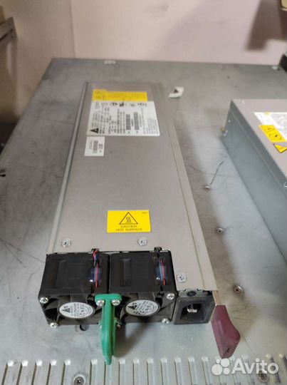 Блок питания DPS 750 EB A / DPS 750 EB B