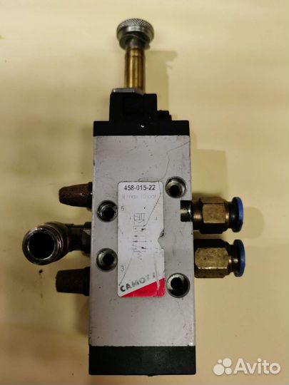 Пневмораспределитель camozzi