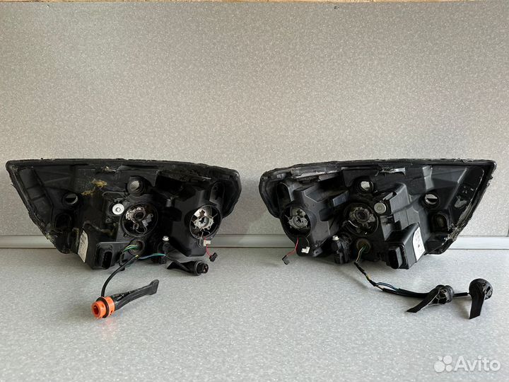 Фары на LADA vesta