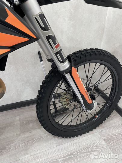 Продам Avantis Enduro 250 Carb Exclusive