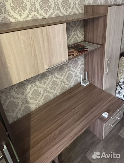 Письменный стол школьный