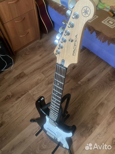 Электро гитара Yamaha Pacifica 112j