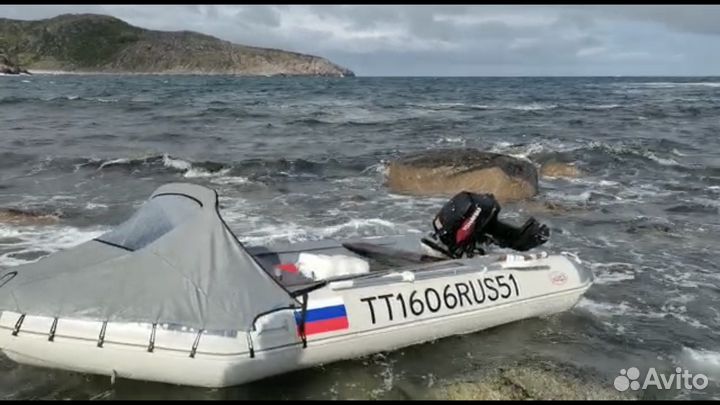 Лодка с мотором. Badger 390cl Toxatsu 18л.с