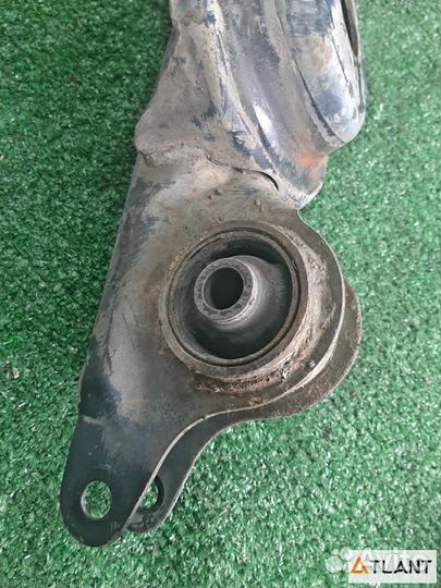 Рычаг задний левый toyota noah