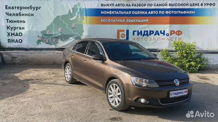 Клапан перепускной Volkswagen Jetta (A6) 03C145710