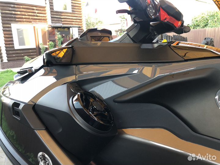 BRP RXT RS/300 black audio
