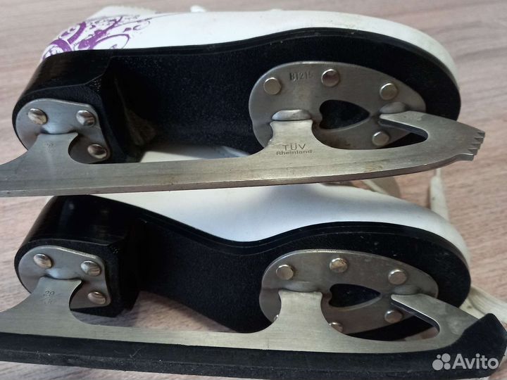 Коньки для девочки, 30 р-р