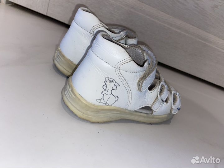 Ортопедические сандали Totta