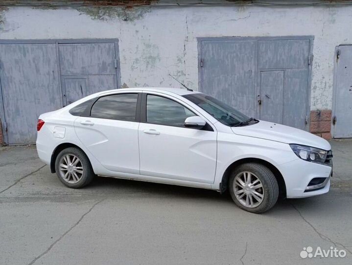 LADA Vesta 1.6 МТ, 2017, 64 900 км