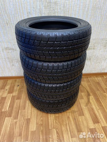 Toyo Observe GSi-5 225/55 R17