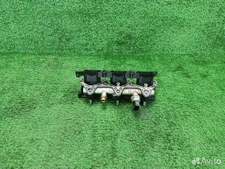 Впускной коллектор левый Audi A4 B8 8K