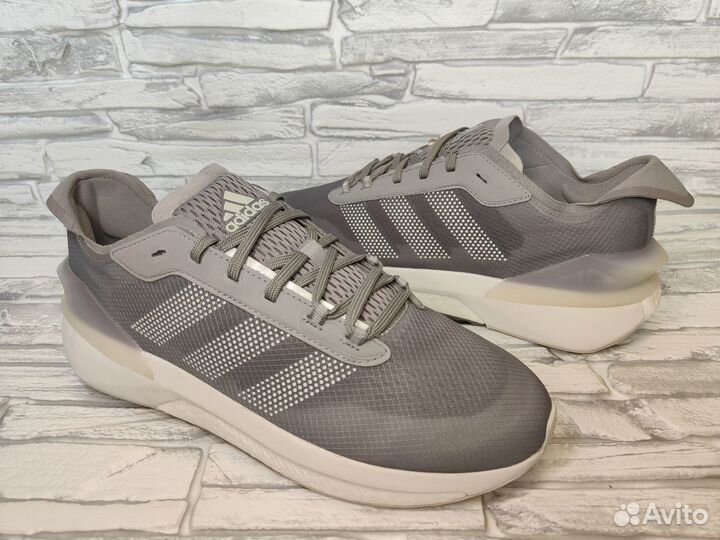 Кроссовки Adidas Avryn Boost. Оригинал