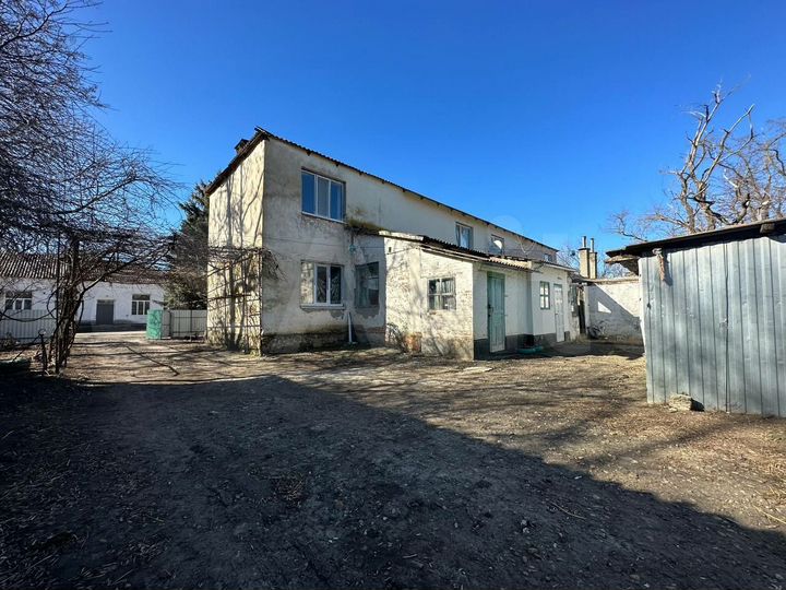 6-к. квартира, 110 м², 1/2 эт.