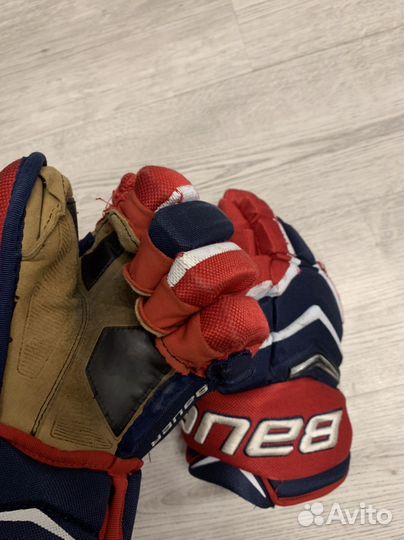 Перчатки хоккейные Bauer total one NXG