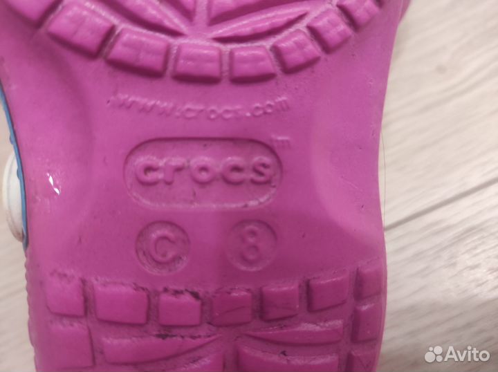 Продам crocs 