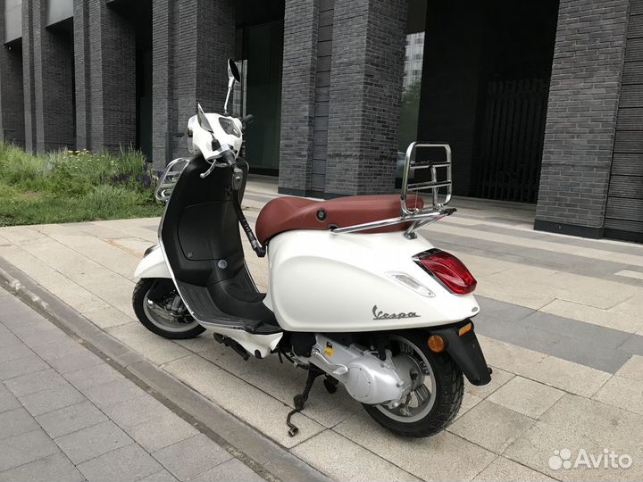 Vespa primavera 50