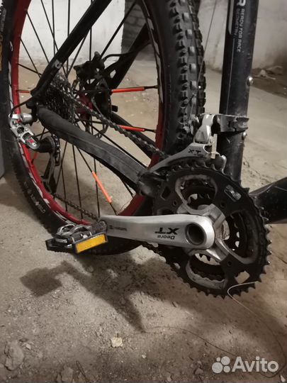 Cube reaction top 26” frame 18”