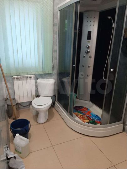 Комната 25 м² в 4-к., 2/2 эт.