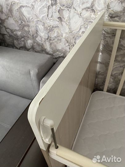 Детская кроватка