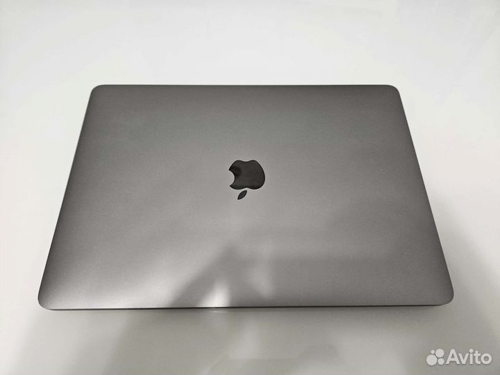 Macbook pro 13 M1