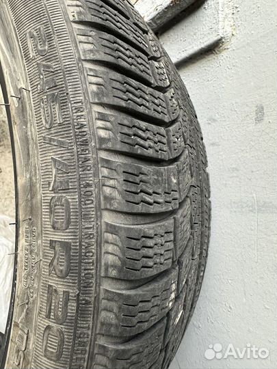 Nokian Tyres WR A4 245/40 R20 96W