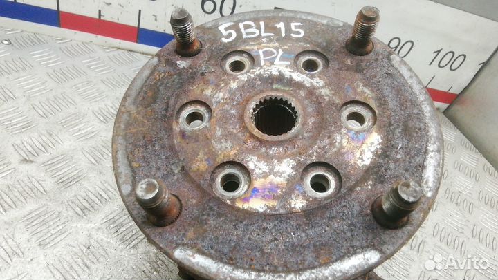 Ступица передняя левая renault trafic 1 1995-2000