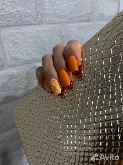 Маникюр, наращивание ногтей