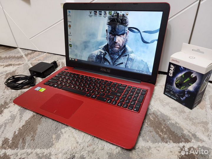 Игровой asus i5 6200u,GF920MX 2Gb,озу8Gb,SSD