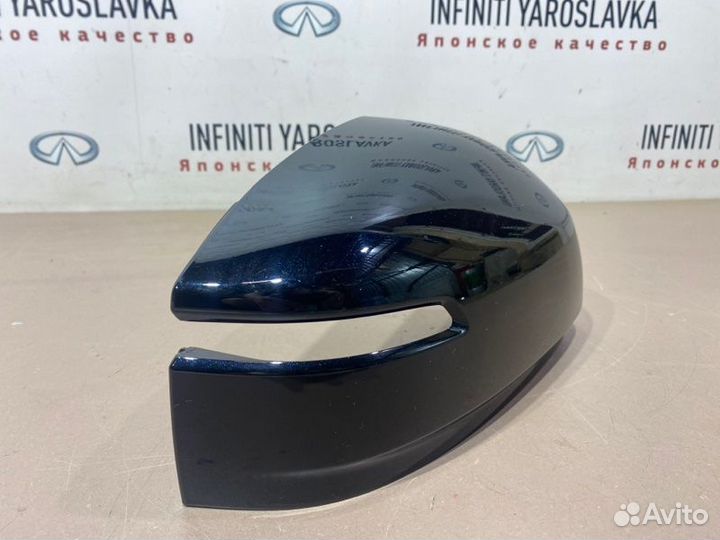 Крышка зеркала правая Toyota Land Cruiser 300 J300