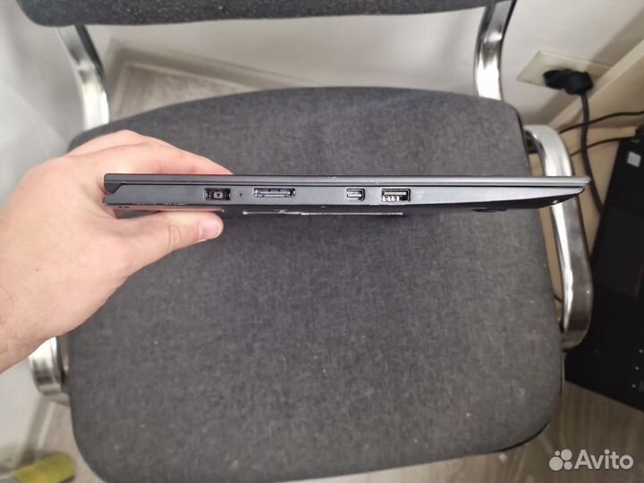 Lenovo thinkpad x1 carbon gen 4 14.0 full ips/i5