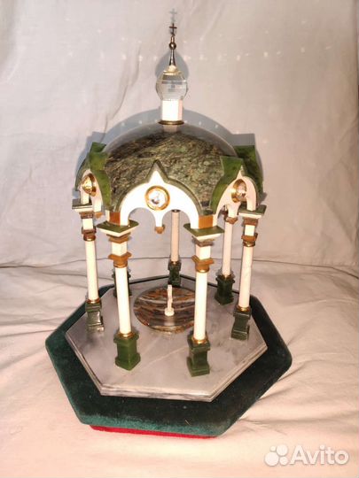 Сень над крестом