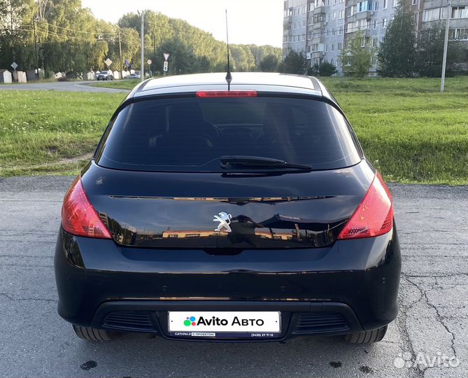 Peugeot 308 1.6 AT, 2011, 150 000 км