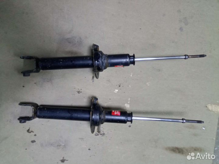 Амортизаторы задние Хонда аккорд 8