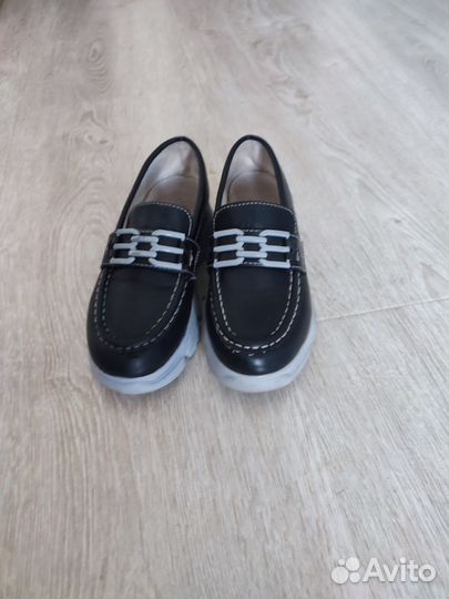 Лоферы школьные