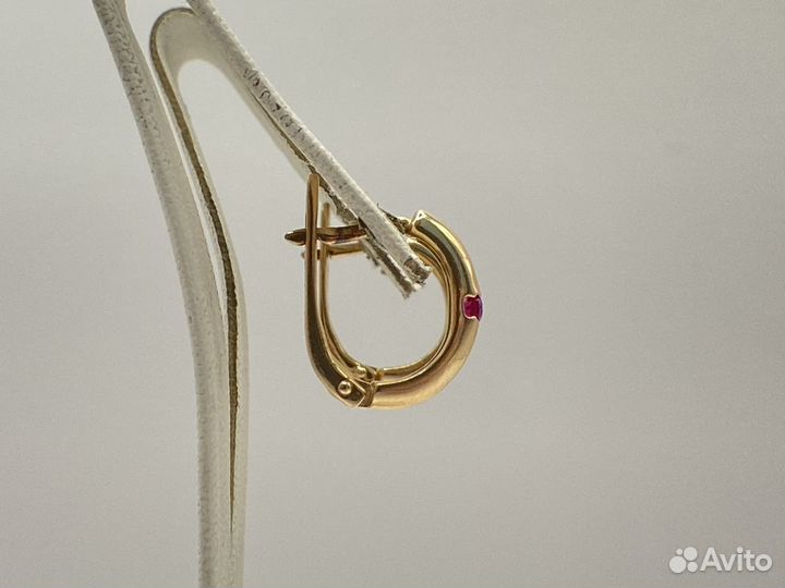 Золотые серьги 585 с рубинами 0,14 ct